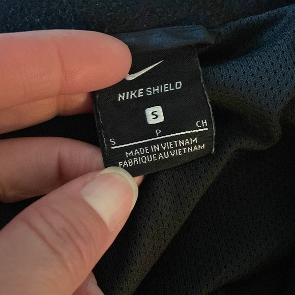 Nike Kids Windbreaker/Sheild - Picture 5 of 14